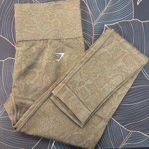 Green Gymshark Leggings SMALL